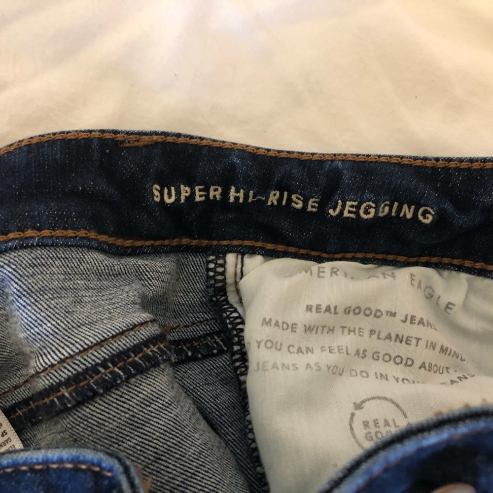 American Eagle jeggings, size 0 regular length, dark blue wash, near new cond - Picture 6 of 9